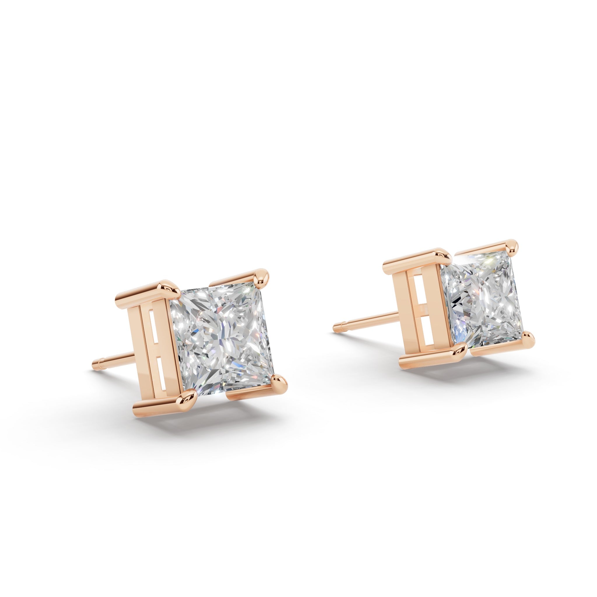 プリンセスカット ソリティア ダイヤモンド ピアス